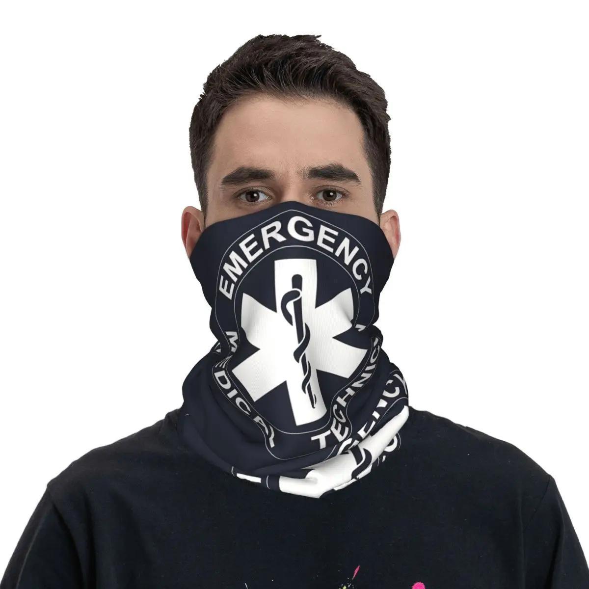Emergency Medical Technician Multifunctional Neck Gaiter Scarf, Breathable Polyester Neck Warmer with Stretch, Unisex Fashionable Weaved Outdoor Cycling Running Scarf, EMT Print Balaclava for Adults