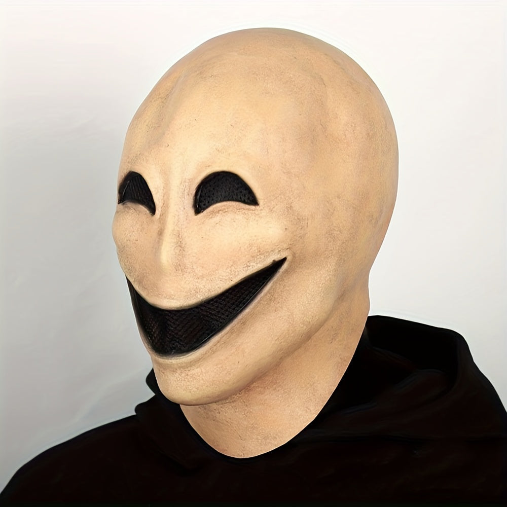 Spooky Smiling Alien Natural Latex Mask - Perfect for Cosplay, Halloween, Carnivals & More - Hand Washable